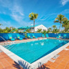 Отель Latitude 26 Waterfront Resort & Marina, фото 32