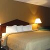 Отель Quality Inn & Suites, фото 2