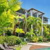 Отель Blue Lagoon Private Resort Apartment в Барроне