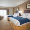 Отель Holiday Inn Express & Suites Antigo, an IHG Hotel в Антиго