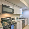 Отель Convenient Galveston Apartment: 1/2 Mi to Beach, фото 4