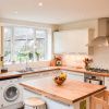 Отель Beautiful Seven Dials Family House, фото 3