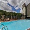 Отель Heated Pool Ski-In Walk-Out Perfect Hotel Room - CV210A by Redawning, фото 1