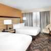 Отель DoubleTree by Hilton Hotel Lawrence, фото 4