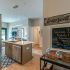 Отель Illume Music City Suite Corner Unit 1 Bedroom Condo, фото 12