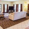 Отель Econo Lodge Inn & Suites Hardeeville, фото 37