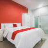 Отель RedDoorz Plus near Living Plaza Jababeka, фото 5