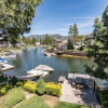 Отель 3BR 3BA Ideal Waterfront House South Lake Tahoe by RedAwning, фото 14