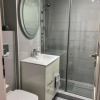 Отель White & Silver Luxury Suite - Craiova, фото 9