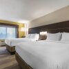 Отель Holiday Inn Express & Suites Chicago West - St Charles, фото 12