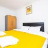 Отель Dagenham 4 Bedhouse Rm10, фото 6