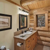 Отель Panorama Lodge North: Luxury Log Home with Hot Tub, Elevator, Views (5BR), фото 9