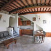 Отель Tuscan Farmhouse in Volterra With Garden, фото 3