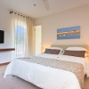 Отель Bon Azur Beachfront Suites & Penthouses, фото 10