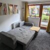 Отель Greenhithe Cozy 2-bed Apt - Easy London Access, фото 3