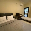 Отель OYO 94073 Sweet Home Residence Simpang Lima, фото 4
