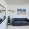 Отель Manhattan Beach Vacation House - For solo, pair, family and business travelers, фото 36