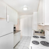Отель Magnificent Condo at Leaside - 10 Mins To Downtown, фото 7