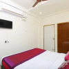 Отель OYO 10701 Moukthi Apartment, фото 7