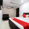 Отель Oyo 40245 Hoel Clark Inn, фото 3