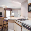 Отель Quality Suites Atlanta Buckhead Village North, фото 26