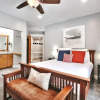 Отель Town Pointe B101 3 Bedroom Condo by RedAwning, фото 12