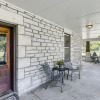 Отель Pet-friendly Manhattan Escape w/ Fire Pit!, фото 29