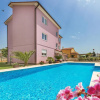Отель Nice Home in Valbandon With Wifi and 3 Bedrooms, фото 14