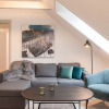 Отель Sanders Boulevard - Cute 2-bdr Apt By the Canal, фото 7