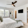 Отель Luxe Wilmington Home: 2 Mi to Historic Downtown, фото 6