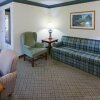 Отель Country Inn & Suites by Radisson, Lewisburg, PA в Селинсгрове