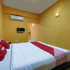 Отель Super OYO 90039 Coop Hotel Kangar, фото 24