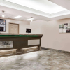 Отель Super 8 by Wyndham Saskatoon Near Saskatoon Airport, фото 2