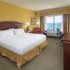 Отель Holiday Inn Express And Suites Lexington Nw The Vi, фото 5