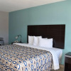 Отель Woodfield Inn and Suites, фото 3