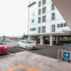 Отель Oyo 129 Bassura City Apartment, фото 34