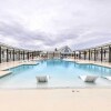 Отель Beaufort Getaway w/ Pool Access, 2 Mi to Downtown!, фото 6