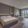 Отель DoubleTree by Hilton Shenzhen Nanshan, фото 2