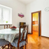 Отель Bright Flat With Shared Garden, фото 7