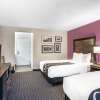 Отель La Quinta Inn & Suites by Wyndham Hartford - Bradley Airport, фото 12