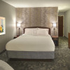 Отель Courtyard by Marriott Grand Rapids Airport, фото 6