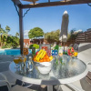 Отель Yolanda Holiday Villa, фото 10