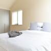 Отель 3 Bedroom House in King's Cross Sleeps 6, фото 5
