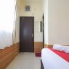 Отель RedDoorz near Exit Toll Sirkuit Sentul, фото 25