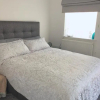 Отель Flat 1 Modern studio flat with free parking, Netflix and private entrance, фото 4