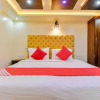 Отель OYO 23063 Luxury Meghavarsham 5BHK, фото 2
