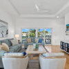 Отель Inn-2-blue - 155 Jefferson St 3 Bedroom Home by RedAwning, фото 2