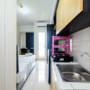Отель Comfortable Springlake Summarecon Studio Apartment near Mall, фото 4