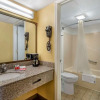 Отель Econo Lodge, фото 9