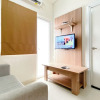 Отель Comfort Designed 2Br Green Pramuka City Apartment, фото 4